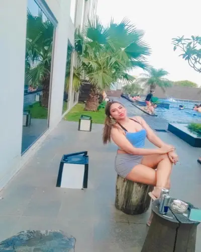 Escort Ambah